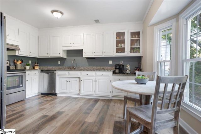 107 Gray Fox Square, Taylors, SC 29687