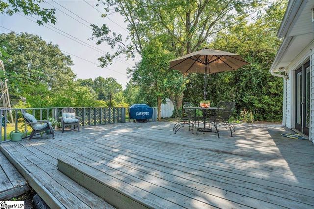 107 Gray Fox Square, Taylors, SC 29687