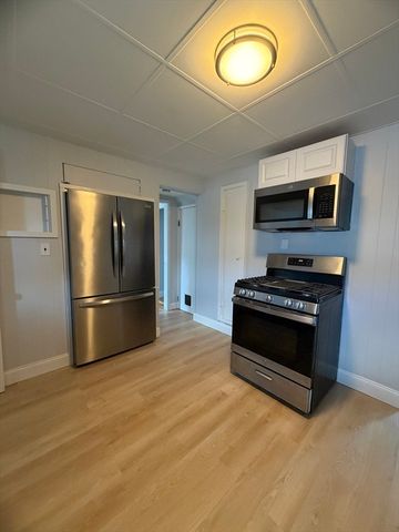 55 Addison Ave, Lynn, MA 01902