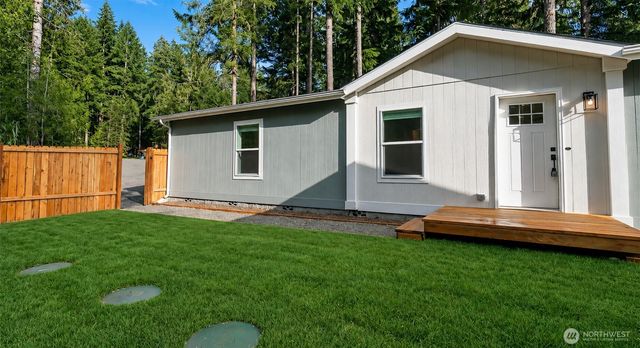 151 N Chinook N, Hoodsport, WA 98548
