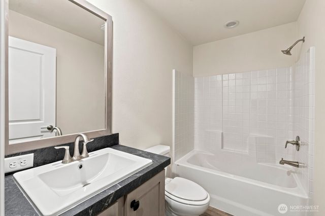 151 N Chinook N, Hoodsport, WA 98548