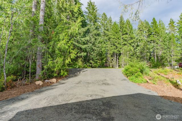 151 N Chinook N, Hoodsport, WA 98548