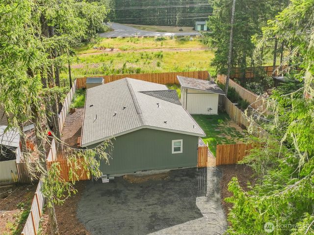 151 N Chinook N, Hoodsport, WA 98548