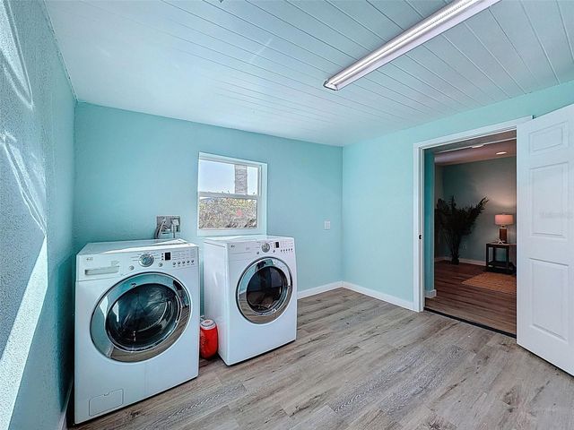 6827 SANDERLING LANE, Hudson, FL 34667