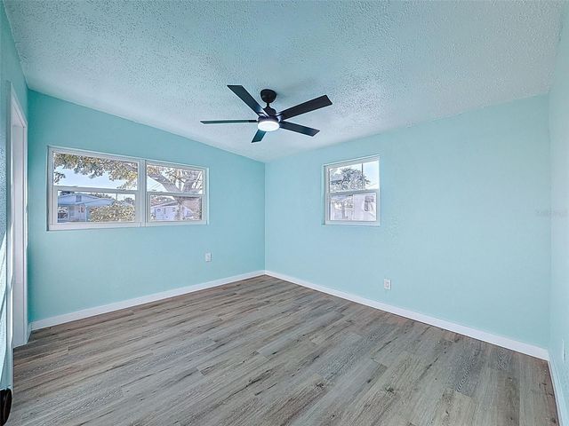 6827 SANDERLING LANE, Hudson, FL 34667