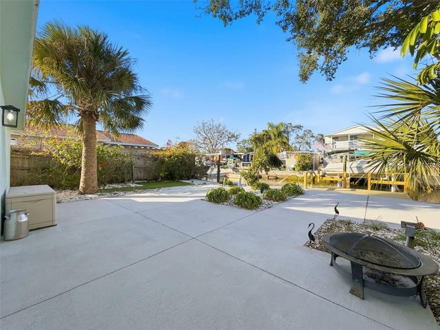 6827 SANDERLING LANE, Hudson, FL 34667