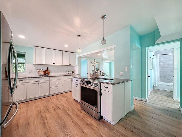 6827 SANDERLING LANE, Hudson, FL 34667