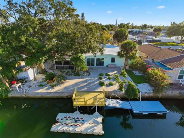 6827 SANDERLING LANE, Hudson, FL 34667