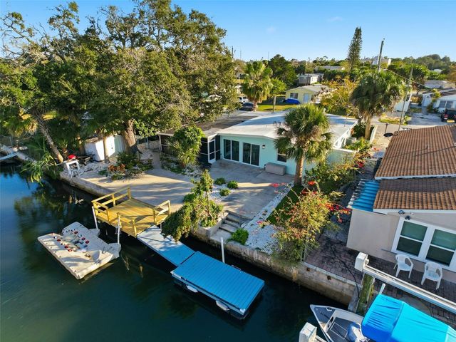 6827 SANDERLING LANE, Hudson, FL 34667