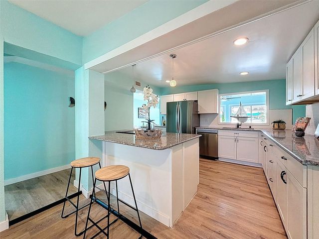 6827 SANDERLING LANE, Hudson, FL 34667