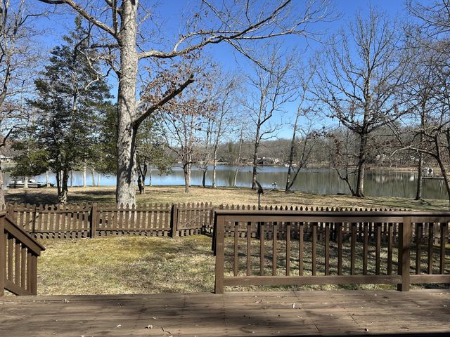 131 Pine Tree Cir, Crossville, TN 38571