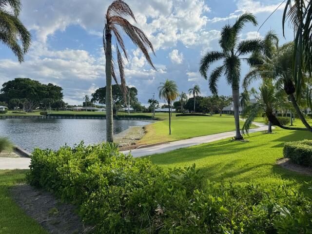 169 Atlantis Blvd Boulevard 206, Atlantis, FL 33462