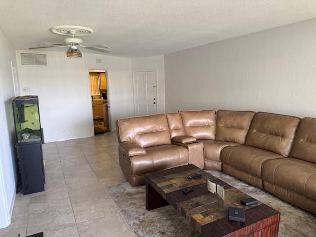 169 Atlantis Blvd Boulevard 206, Atlantis, FL 33462