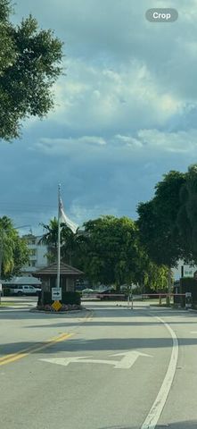 169 Atlantis Blvd Boulevard 206, Atlantis, FL 33462