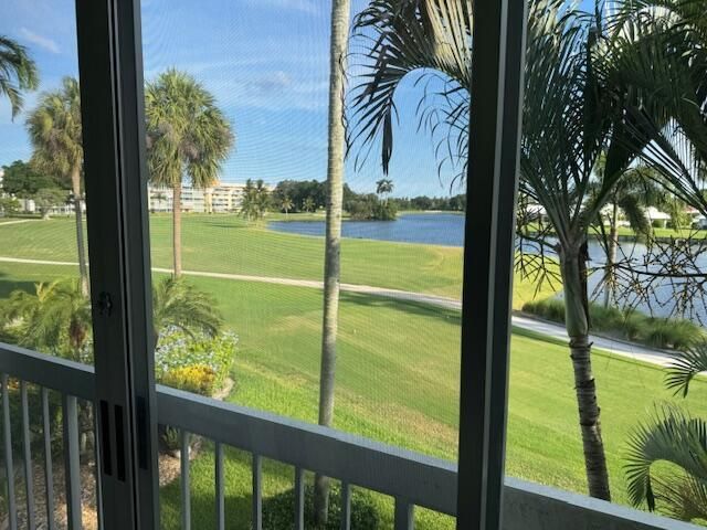 169 Atlantis Blvd Boulevard 206, Atlantis, FL 33462