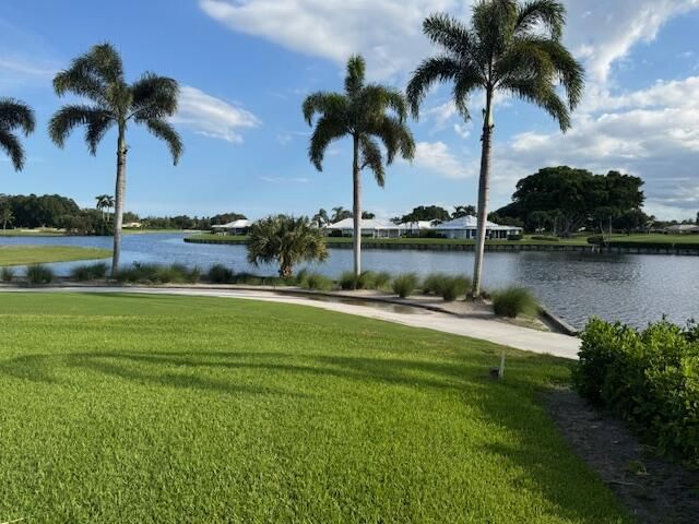 169 Atlantis Blvd Boulevard 206, Atlantis, FL 33462