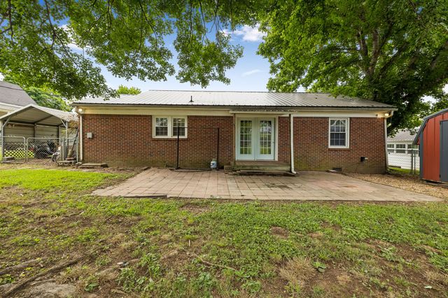 111 Morrison St, Centerville, TN 37033