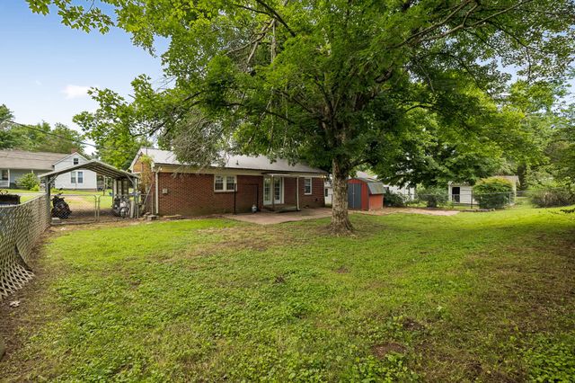 111 Morrison St, Centerville, TN 37033