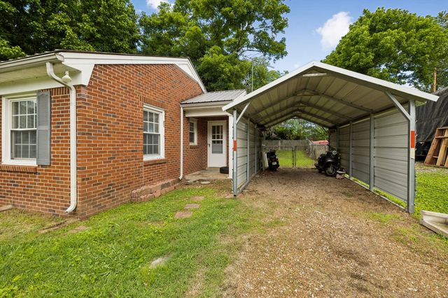 111 Morrison St, Centerville, TN 37033