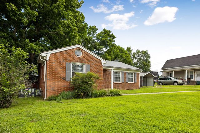 111 Morrison St, Centerville, TN 37033