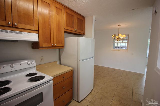 4402 Deauville Way, Pensacola, FL 32505