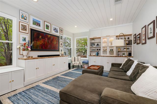 3608 Latimer DR, Austin, TX 78732