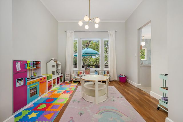 3608 Latimer DR, Austin, TX 78732