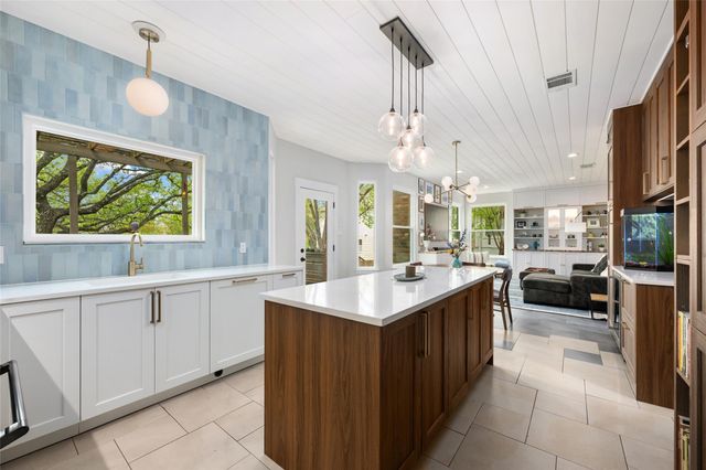 3608 Latimer DR, Austin, TX 78732