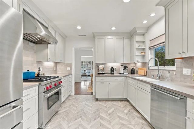 6321 W 79th Street, Los Angeles, CA 90045