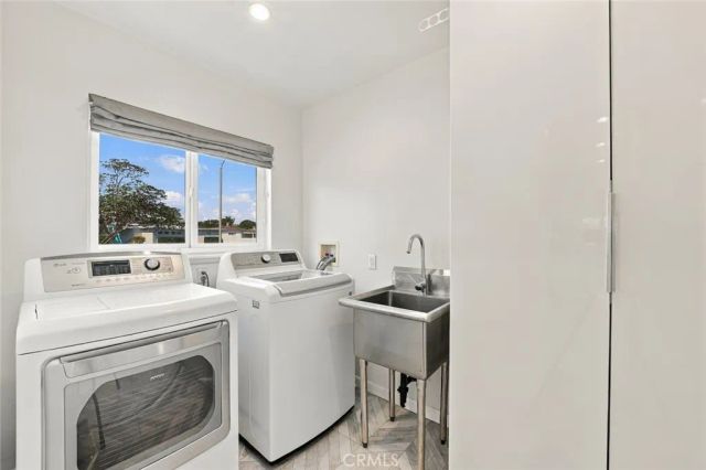 6321 W 79th Street, Los Angeles, CA 90045