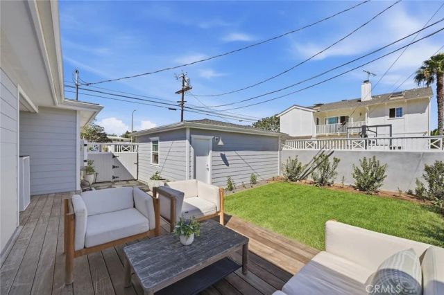 6321 W 79th Street, Los Angeles, CA 90045
