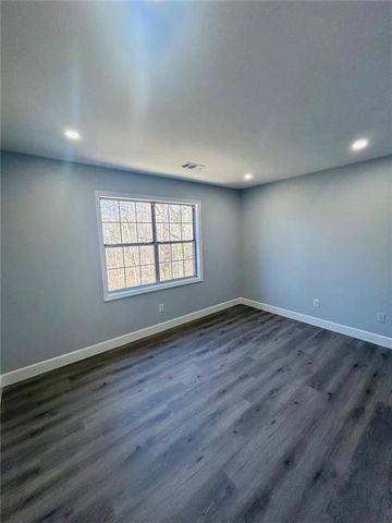 1150 River Overlook Court, Lawrenceville, GA 30043