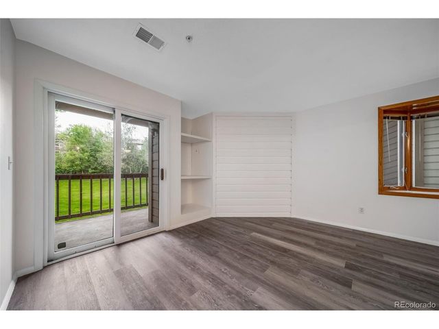 2892 Shadow Creek Dr 111, Boulder, CO 80303