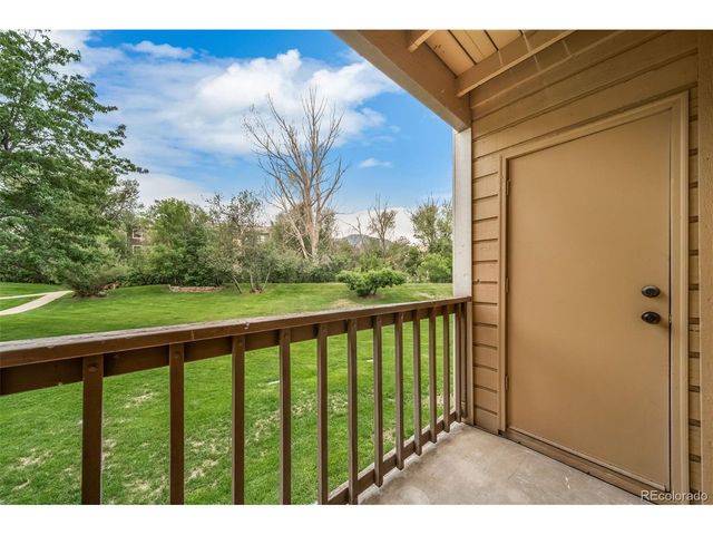 2892 Shadow Creek Dr 111, Boulder, CO 80303
