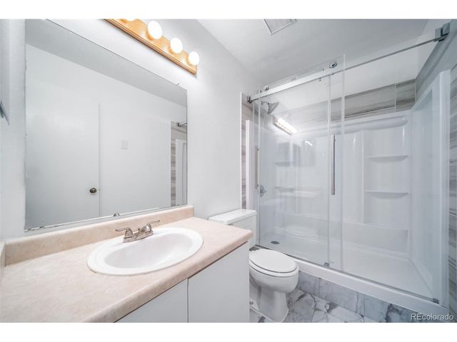 2892 Shadow Creek Dr 111, Boulder, CO 80303