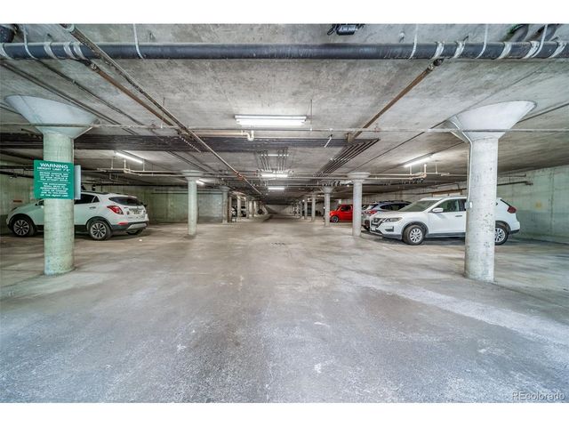 2892 Shadow Creek Dr 111, Boulder, CO 80303