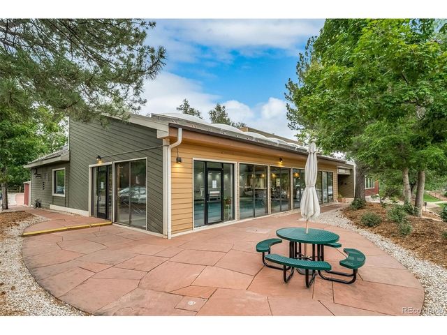 2892 Shadow Creek Dr 111, Boulder, CO 80303