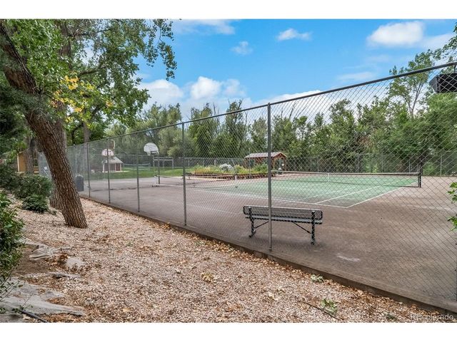 2892 Shadow Creek Dr 111, Boulder, CO 80303