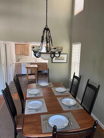 40586 Saddleback Road, Bass Lake, CA 93604