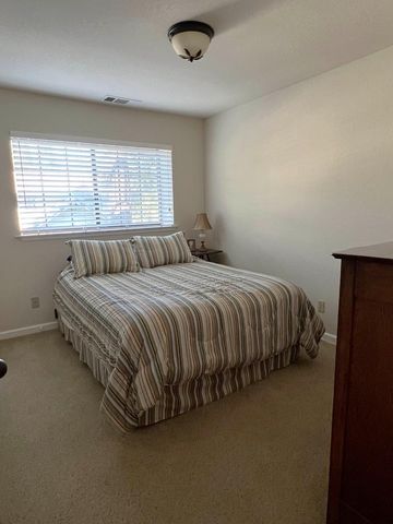 40586 Saddleback Road, Bass Lake, CA 93604