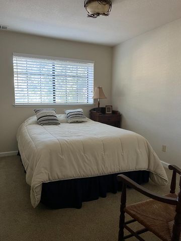 40586 Saddleback Road, Bass Lake, CA 93604