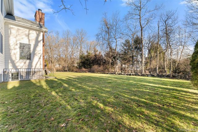 5 Stonewall Lane, Mamaroneck, NY 10543