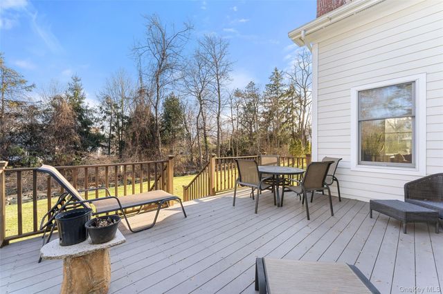 5 Stonewall Lane, Mamaroneck, NY 10543