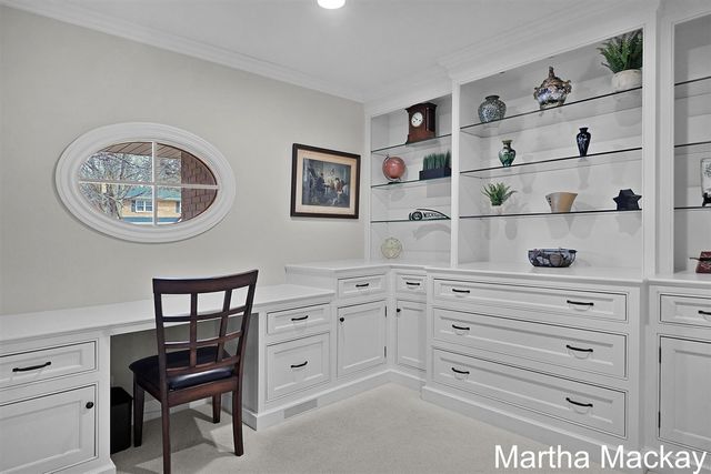 2020 Argentina Drive, Grand Rapids, MI 49506