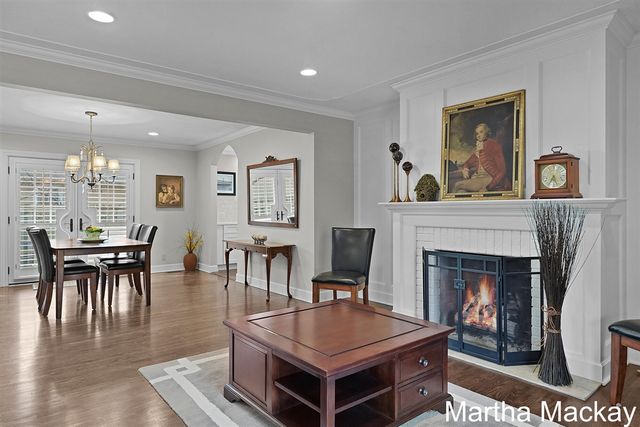 2020 Argentina Drive, Grand Rapids, MI 49506