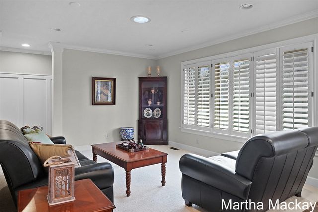 2020 Argentina Drive, Grand Rapids, MI 49506