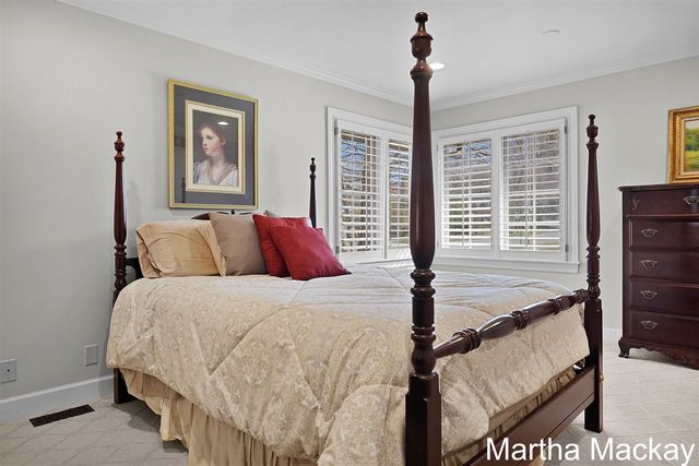 2020 Argentina Drive, Grand Rapids, MI 49506