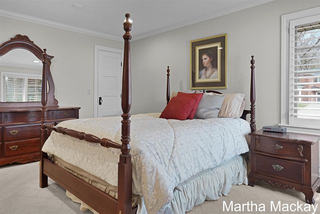 2020 Argentina Drive, Grand Rapids, MI 49506