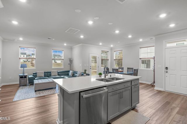 1809 Barrett Run Trail, Apex, NC 27502