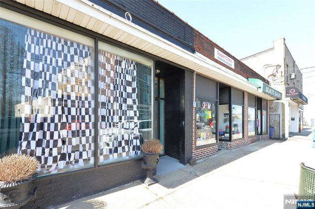 306-310 Queen Anne Road, Teaneck, NJ 07666